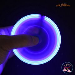 Bút Xoay Đa Năng Phát Sáng 3 Trong 1 - Bút Spinner Kiểu Dáng Hiện Đại Dành Cho Học Sinh, Món Quà Thú Vị Trong Học Tập và Giải Trí