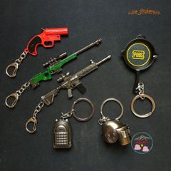 Móc Khóa PUBG Chất Liệu Kim Loại - Bộ Sưu Tập Súng AWM, AKM, M416 & Phụ Kiện Game Bắn Súng Độc Đáo Cho Fan Hâm Mộ