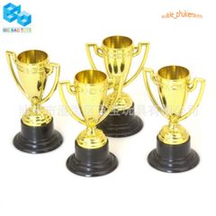 Cúp Vàng Thể Thao Bóng Đá Nhựa Dành Cho Trẻ Em - Giải Thưởng Thú Vị Cho Cuộc Thi Thể Thao và Đồ Chơi Phát Triển Kỹ Năng