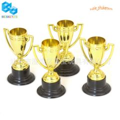 Cúp Vàng Thể Thao Bóng Đá Nhựa Dành Cho Trẻ Em - Giải Thưởng Thú Vị Cho Cuộc Thi Thể Thao và Đồ Chơi Phát Triển Kỹ Năng