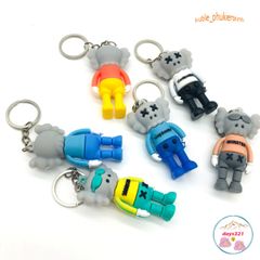 Móc Khóa KAWS Cute Bằng Cao Su Silicon Dẻo - Phụ Kiện Thời Trang Street Style Độc Đáo Treo Balo, Túi Xách, Xe Hơi