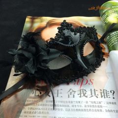 Mặt Nạ Lông Vũ Trang Trí Halloween & Giáng Sinh - Phụ Kiện Hóa Trang Ấn Tượng Cho Tiệc Tùng và Lễ Hội