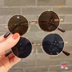 Kính Mát Thời Trang Unisex Đen Ngộ Nghĩnh - Bảo Vệ UV400 Vượt Trội và Phong Cách Nổi Bật Cho Mọi Lứa Tuổi