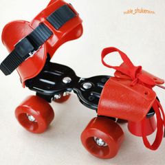 Dép Trượt Patin Trẻ Em 4 Bánh - Giày Sandal An Toàn Dễ Đi Cho Bé, Thiết Kế Đáng Yêu, Nhiều Màu Sắc Tươi Vui