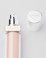 Kem Nền PRADA Reveal Skin Optimizing Foundation #LC5 Light Cool - Kem Trang Điểm Cao Cấp Dưỡng Ẩm, Bền Màu Suốt Ngày