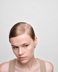Kem Nền PRADA Reveal Skin Optimizing Foundation #LC5 Light Cool - Kem Trang Điểm Cao Cấp Dưỡng Ẩm, Bền Màu Suốt Ngày