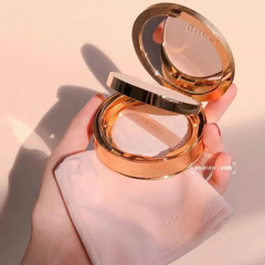 Phấn Phủ Gucci Poudre De Beauté Tone Mat Naturel 00.5 - Phấn Trang Điểm Cao Cấp Kiểm Soát Dầu, Mịn Màng, Chính Hãng