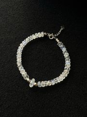 Vòng Tay Phong Thủy Moonstone Đá Thật Cắt Giác Lửa - Phụ Kiện Thời Trang Mang Lại Bình An và May Mắn
