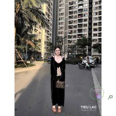 Bộ váy nhung thêu mèo dễ thương kèm áo choàng xinh xắn - Thời trang nữ dễ mặc, phong cách trẻ trung và dễ thương.
