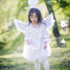 Bộ Cánh Thiên Thần Trắng Đen - Trang Phục Hóa Trang Halloween Ma Quái với Sừng Lông Đỏ Đen và Cây 3 Chĩa Cosplay