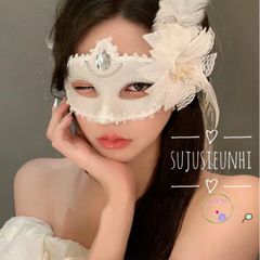 Mặt nạ Halloween lộng lẫy với lông vũ - Phụ kiện thời trang cho dạ tiệc, cosplay và lễ hội, thiết kế sang trọng, bí ẩn và quyến rũ.
