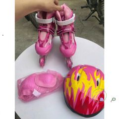 Giày Patin Trẻ Em Thoải Mái Kèm Bảo Hộ & Mũ - Bánh Xe LED Sáng, Size S-M-L cho Bé 1-7 Tuổi, An Toàn Vui Chơi Thể Thao