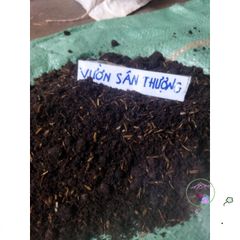 Đất Mùn Hữu Cơ Trồng Rau và Cây Cảnh (1kg) - Hỗn Hợp Đất Đỏ, Phân Bò Vi Sinh và Xơ Dừa, Dinh Dưỡng Tự Nhiên, Dễ Gieo Hạt
