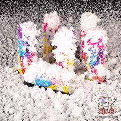 Bình Xịt Tuyết 210ml - Giải Pháp Trang Trí Giáng Sinh Sang Trọng, Tạo Điểm Nhấn Lễ Hội Cho Cây Thông Và Không Gian Mùa Đông Rực Rỡ