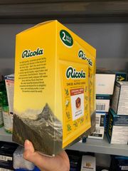 Kẹo Thông Cổ Ricola Original Swiss Herb - Hỗ Trợ Làm Dịu Cổ Họng Khô, Không Đường, Tiện Lợi Mang Theo, Thụy Sĩ