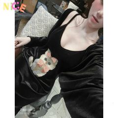 Bộ Váy Nhung Dễ Thương Thêu Mèo Kèm Áo Choàng - Thời Trang Nữ Phong Cách Kawaii, Mặc Dạo Phố, Gợi Ý Quà Tặng Hấp Dẫn