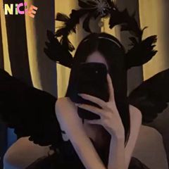 Nón Tiara Phong Cách Baroque Lông Vũ - Độc Đáo Cho Bữa Tiệc Hoặc Sự Kiện Thời Trang - Màu Trắng/Đen Chất Lượng Cao
