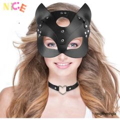 Mặt Nạ Thỏ Đen Hóa Trang Cosplay - Phụ Kiện Halloween Độc Đáo, Tạo Dáng Bí Ẩn và Cuốn Hút