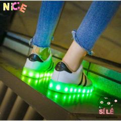 Giày Thể Thao Cổ Cao LED Phát Sáng - 7 Màu Sắc Nổi Bật Dành Cho Nam Nữ, Phong Cách Năng Động, Thoải Mái Khi Di Chuyển