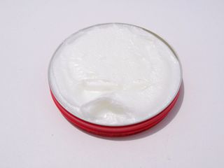 Kem Dưỡng Da Chân Glysolid 80ml - Kem Glycerin và Allantoin Giúp Làm Dịu Da Gót Chân Khô Nẻ, An Toàn Cho Mọi Loại Da