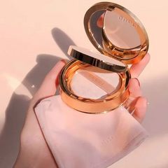 Phấn Phủ Gucci Poudre De Beauté Màu Mat Naturel 02 - Phấn Trang Điểm Cao Cấp Kiểm Soát Dầu, Tạo Nền Mịn Màng, Đặc Biệt Dành Cho Phong Cách Tự Nhiên