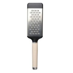 Dụng cụ bào KitchenAid KAG320OHACE màu kem - Lưỡi thép không gỉ bền, thiết kế tay cầm chắc chắn, hoàn hảo cho bếp hiện đại