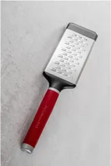 Dụng cụ bào KitchenAid KAG320OHERE màu đỏ - Lưỡi thép không gỉ, thiết kế chắc chắn, hoàn hảo cho bếp hiện đại, bào nhanh thực phẩm mịn màng.