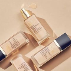 Kem Nền Estée Lauder Futurist Aqua Brilliance 30ml Màu 1W0 - Makeup Cấp Ẩm, Chống Nắng SPF 20/PA+++ Chính Hãng