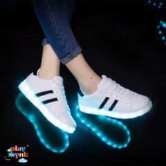 Giày Đèn LED 7 Màu Gudetama - Giày Phát Sáng Cho Nam Nữ, Đế Chắc Chắn, Nhẹ Nhàng, Thời Trang Dự Tiệc & Đi Học