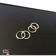 Khuyên tai tròn 1,5cm cho nam - Phong cách cá tính độc đáo từ shop Gudetama - Trang sức thời trang hoàn hảo cho tín đồ yêu thích!