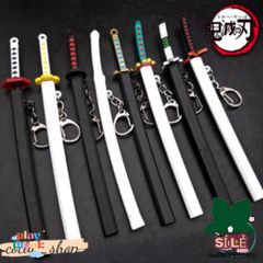 Móc Khóa Kiếm Katana Zoro Law One Piece Kim Loại Chống Gỉ 16cm - Phụ Kiện Anime Nhật Bản Độc Đáo, Quà Tặng Tuyệt Vời