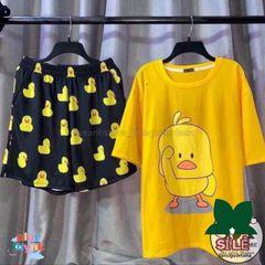 Bộ Đồ Mặc Nhà Unisex VÔ DIỆN-VỊT VÀNG - Set Áo 3D Cute và Quần Short Freesize Cho Nam Nữ, Thoải Mái và Năng Động