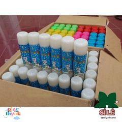 Bình Xịt Tuyết 250ml - Phụ Kiện Giáng Sinh Trang Trí Tiệc Tùng, Dịp Sinh Nhật và Lễ Hội Vui Vẻ