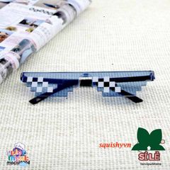 Kính Mắt Thug Life Minecraft Độc Đáo - Kiểu Dáng Thời Trang 6 Chấm Đen & Hồng, Phong Cách Năng Động, Free Ship Từ 50K