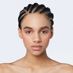 Phấn Má Gucci Blush De Beaté Bright Coral 04 - Phấn Trang Điểm Cao Cấp Màu Hồng Đào 5.5g Chính Hãng, Dưỡng Ẩm Cho Da Rạng Rỡ