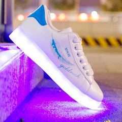 Giày Phát Sáng LED Màu Trắng Họa Tiết Lông Vũ Xanh Hàn Quốc - Giày Thời Trang Đa Năng, Phát Sáng 7 Màu Cho Nam Nữ