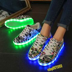 Giày Phát Sáng LED Họa Tiết Graffiti - Đổi Màu 7 Màu, Thời Trang Nam Nữ, Giày Đèn LED Thể Thao Dành Cho Tiệc Tùng, Sự Kiện