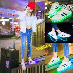 Giày Phát Sáng LED 7 Màu Đối Xứng Nam Nữ - Giày Thể Thao Phong Cách Chớp Nháy Cho Tiệc, Sự Kiện, Hoạt Động Ngoài Trời