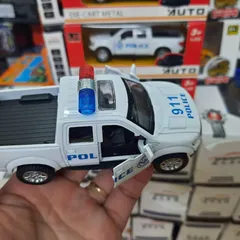 Xe Mô Hình Ô Tô Cảnh Sát Mini Kim Loại Có Đèn & Âm Thanh - Đồ Chơi Trẻ Em Chất Lượng Cao, Kích Thước 12.2cm x 5.5cm x 5.5cm