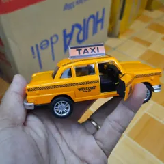 Mô Hình Xe Ô Tô Taxi Mini Tỉ Lệ 1:36 Bằng Sắt Mở Được Cửa Có Đèn Âm Thanh - Đồ Chơi Trẻ Em Chất Lượng Cao