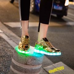 Giày Phát Sáng Màu Vàng LED 7 Màu - 11 Chế Độ Đèn, Phong Cách Hàn Quốc, Giày Unisex Cho Dân Nhảy và Sự Kiện