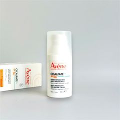 Kem Phục Hồi Da Avène Cicalfate+ SPF50+ - Kem Dưỡng Da Bảo Vệ & Phục Hồi Cao Cấp 30ml