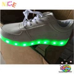 Giày Thể Thao Cổ Cao LED Phát Sáng 7 Màu - Giày Sneaker Cao Cấp Cho Nam Nữ Thể Thao Năng Động, Thoải Mái và Cá Tính