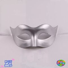 Khẩu Trang Nửa Mặt Hình Tròn Kháng Khuẩn - Mặt Nạ Tiệc Hóa Trang Halloween Chất Liệu Nhựa Dẻo, Kích Thước 9x18cm