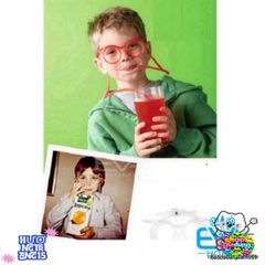 Bộ ống hút hình kính sáng tạo - 4 mẫu gọng tròn, sao, tim, vuông - Phụ kiện tiệc tùng vui nhộn cho trẻ em và gia đình