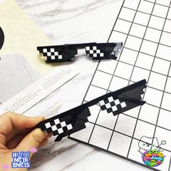 Kính Mắt Thug Life 6 Chấm - Kính Đen Thời Trang Cute, Hot Trend 2023, Chống Bụi, Dành Cho Nam Nữ