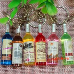 Móc Khóa Hình Chai Rượu Nhiều Màu - Phụ Kiện Thời Trang Xinh Xắn, Quà Tặng Doanh Nghiệp, Quảng Cáo, Sự Kiện