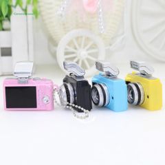 Móc Khóa Hình Dáng Máy Ảnh Đèn LED Mini Dễ Thương - Phụ Kiện Thời Trang Độc Đáo Cho Chìa Khóa, Túi Xách, Quà Tặng Fan Ảnh