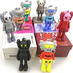 Móc Khóa KAWS - Phụ Kiện Thời Trang Cao Su Hypebeast Độc Đáo Kèm Hộp, Quà Tặng Phong Cách Nổi Bật
