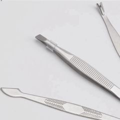 Bộ Dụng Cụ Chăm Sóc Móng Tay Cao Cấp 9 Món & 12 Món Màu Gold - Bấm, Cắt, Dũa, Lấy Ráy Tai, Que Nặn Mụn Sang Trọng, Tiện Lợi